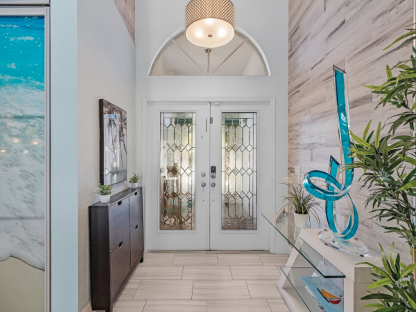 Luxury Cape Coral Retreat - 4 Bedroom Home with Private Pool